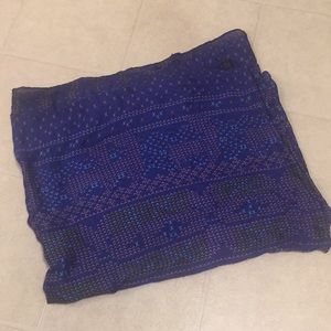 Blue infinity scarf